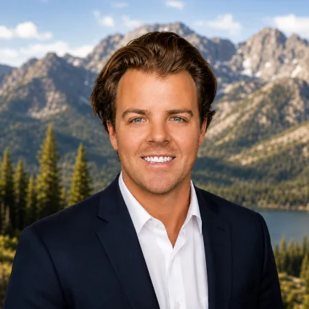 Photo of Garrett Hill